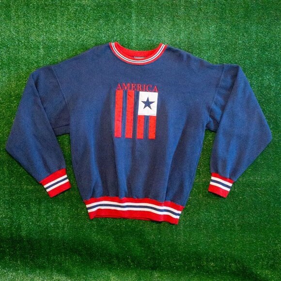 VINTAGE LEGENDS ATHLETIC MENS SWEATER AMERICA SPELL OUT RED WHITE BLUE FLAG SZ L - Picture 6 of 6